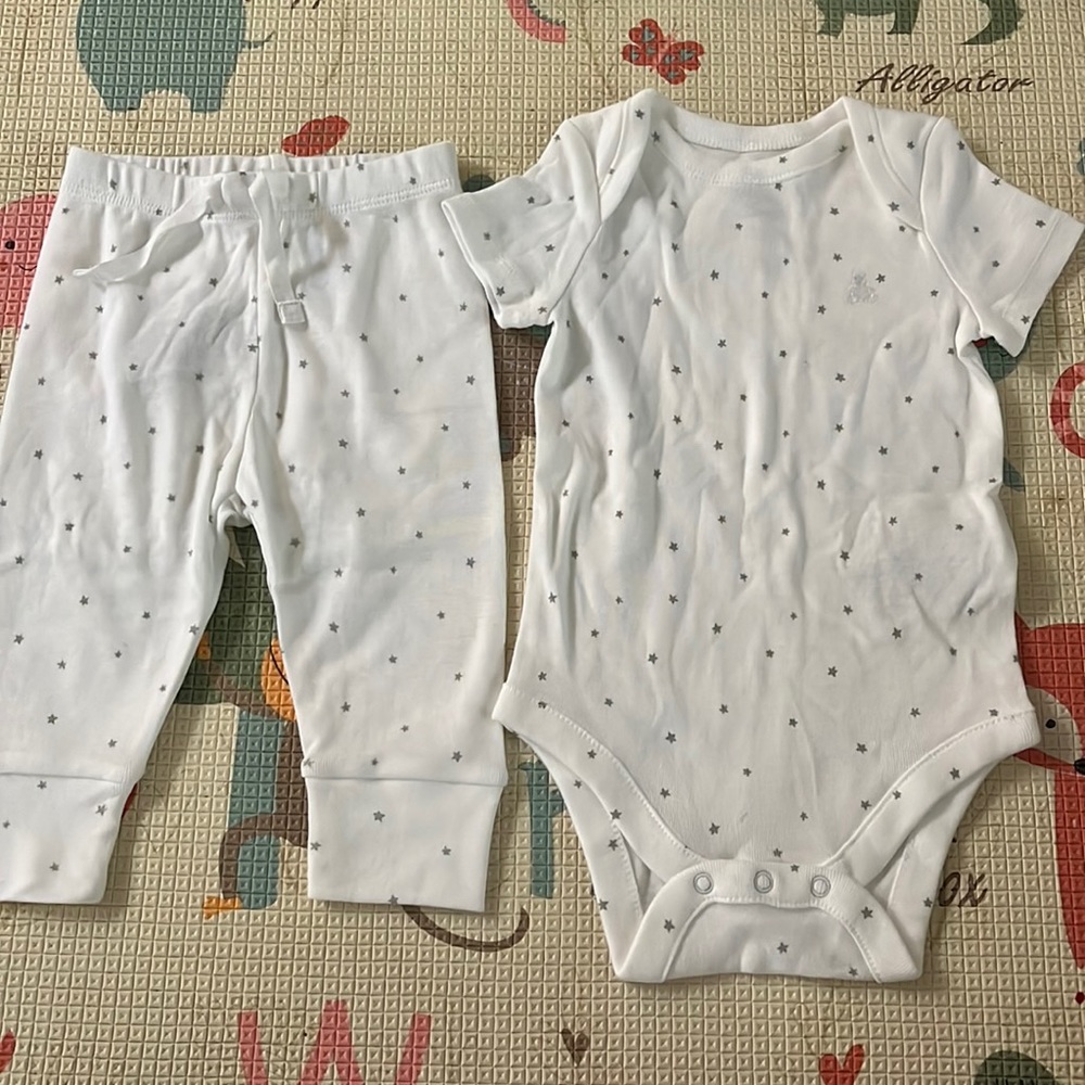 Brand New! Gap matching set